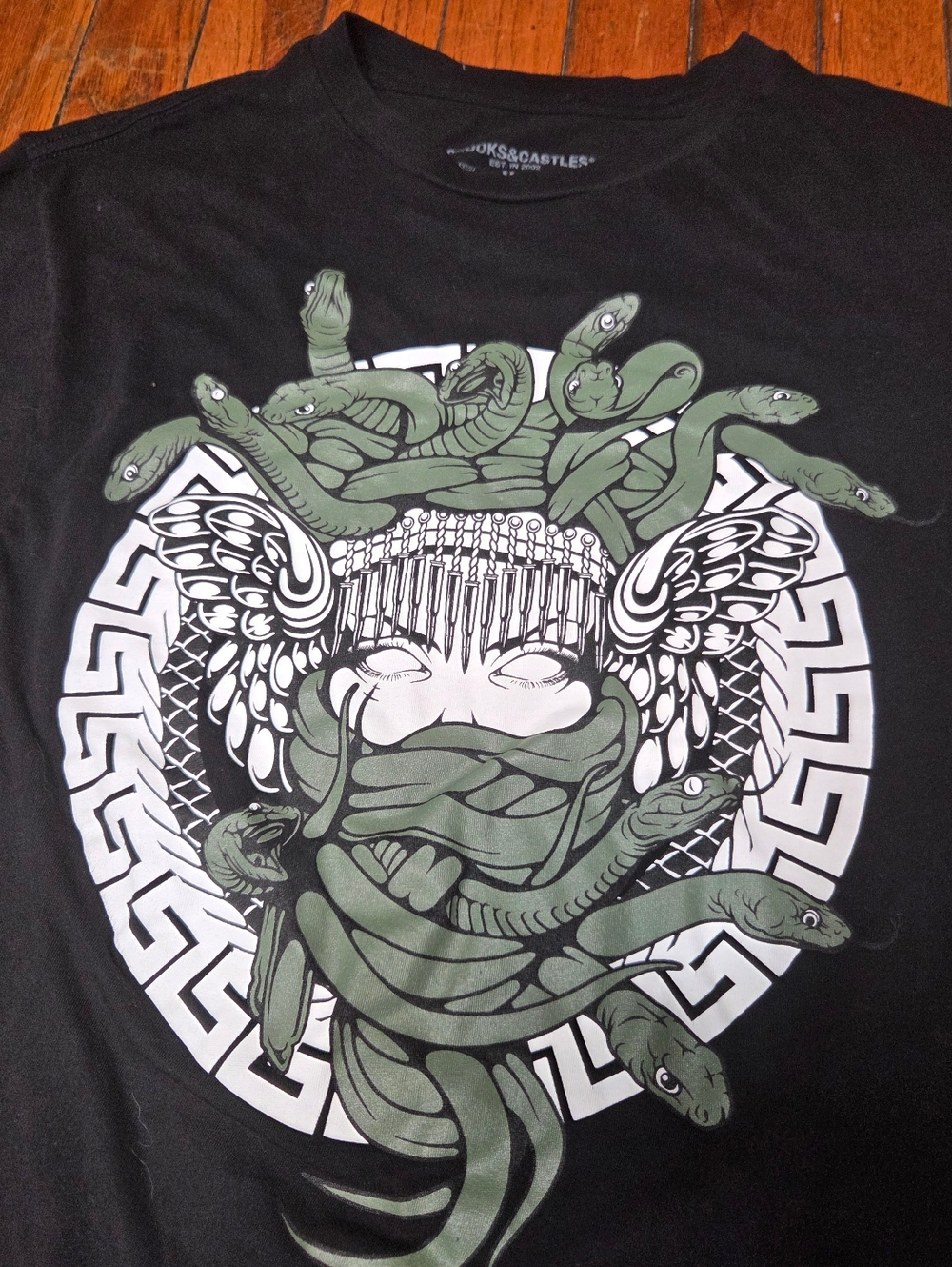 Crooks & Castles Mens Size Medium M Medusa Snakes Graphic T-Shirt Black B2